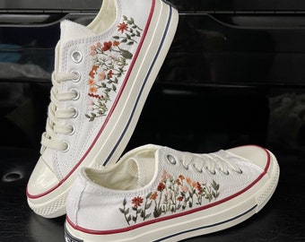 Custom Embroidered Sneakers/ Custom Shoes Taylor 70s Embroidered Flower/ Flowers Embroidered Shoes Low Tops/ Flowers Embroidered Shoes