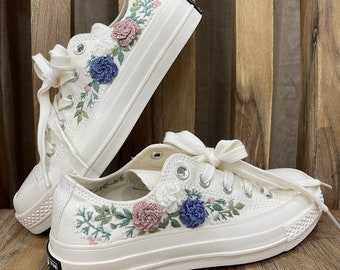 3 D Hand Embroidery Coverse Chuck Taylor/ Wedding Flowers Embroidered Converse/ Bridal Flowers Embroidered Sneakers Wedding Flowers