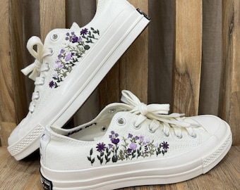 Custom Embroidered Sneakers/ Custom Shoes Taylor 70s Embroidered Flower/ Flowers Embroidered Shoes Low Tops/ Wild Flowers Embroidered Shoes