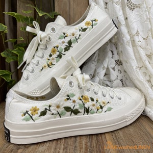 Custom Sneakers Taylor 1970s/ Wedding Flowers Embroidered Shoes/ Bridal Flowers Embroidered Sneakers Wedding Flowers Embroidered Sneakers/