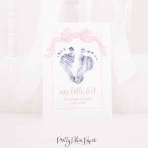 Mis Pies Pequeños / Tarjeta de Huella de Bebé Acuarela / 5x7 Imprimible / Baby Girl Hospital Bassinet Tarjeta de Nombre de Recién Nacido / Anuncio de Bienvenida 10002