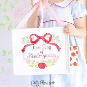 Letrero de primer día de clases de 8 x 10 / Imprimible / Escudo de acuarela, rosa y rojo, Letrero de regreso a clases / Manzana y lazo / Floral preppy 1055 105517