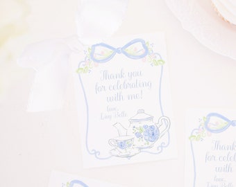 Etiqueta de favor de fiesta de té de acuarela / cresta y arco de fiesta de té / bonita tetera floral azul y blanca y etiqueta de favor de fiesta de taza de té con arco / 1068
