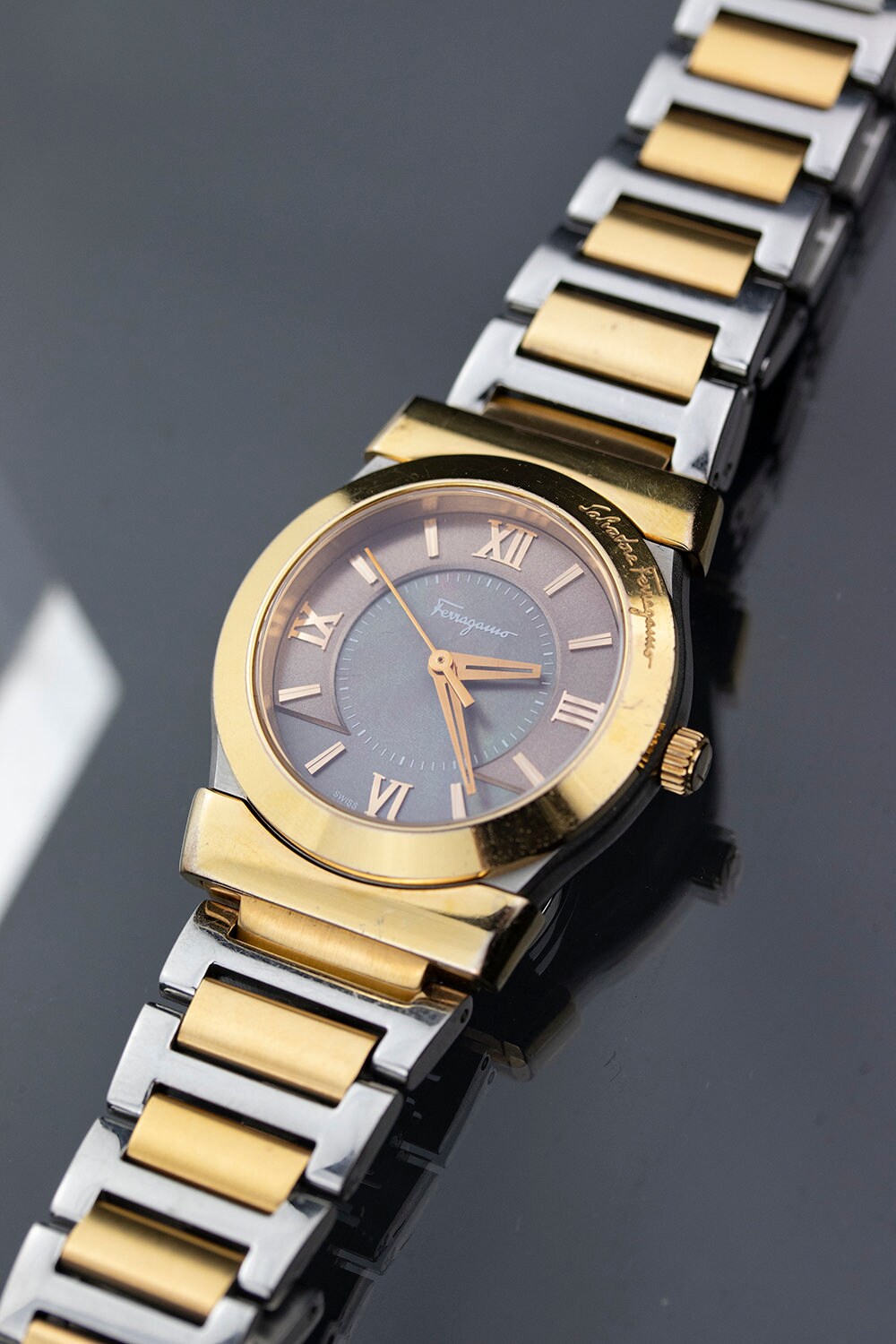 Salvatore Ferragamo Women Watch FI1041483810090 Quartz Steel 32mm