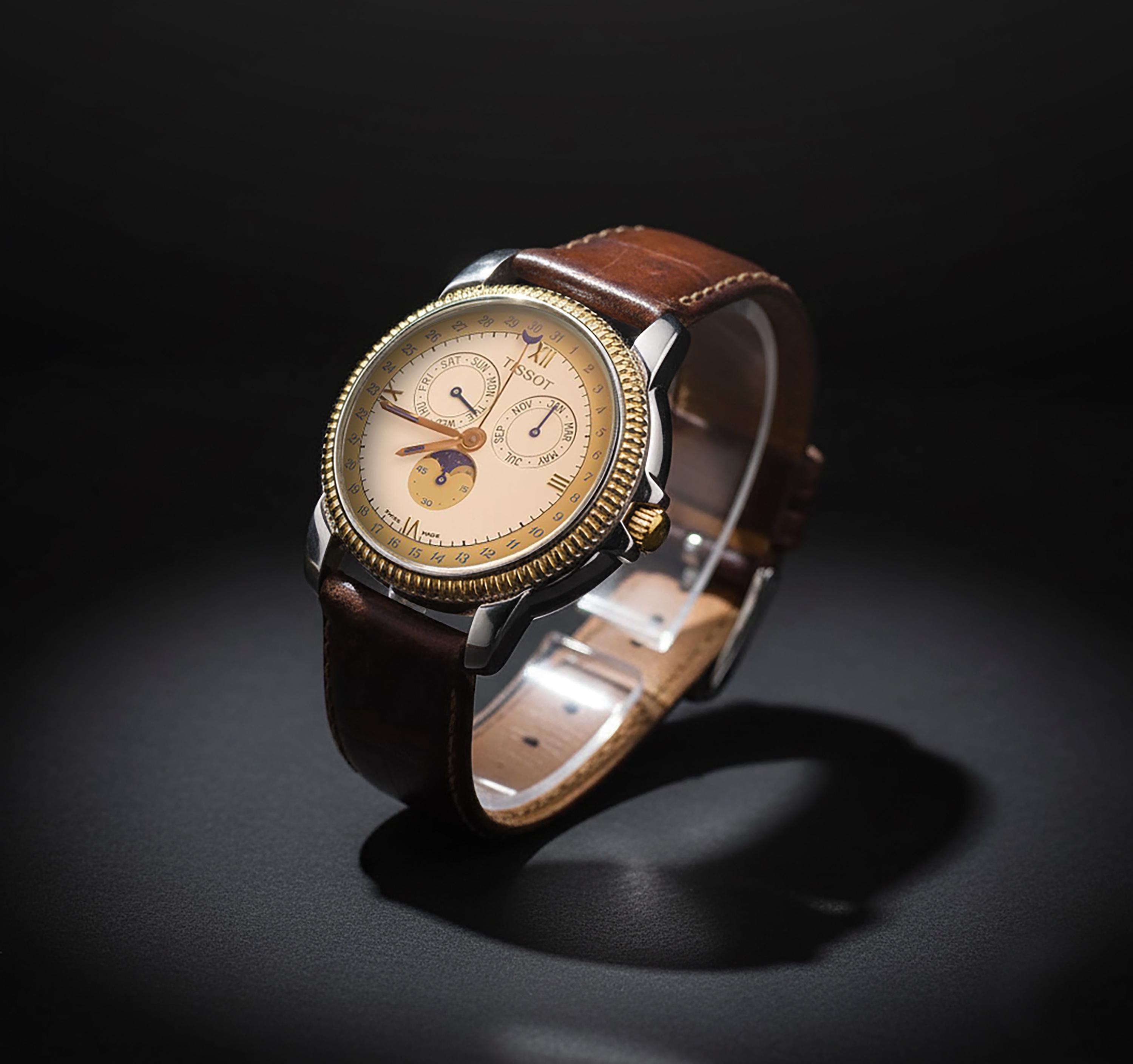 ティソ 1990年代 - ムーンフェイズと日付表示付きクォーツ