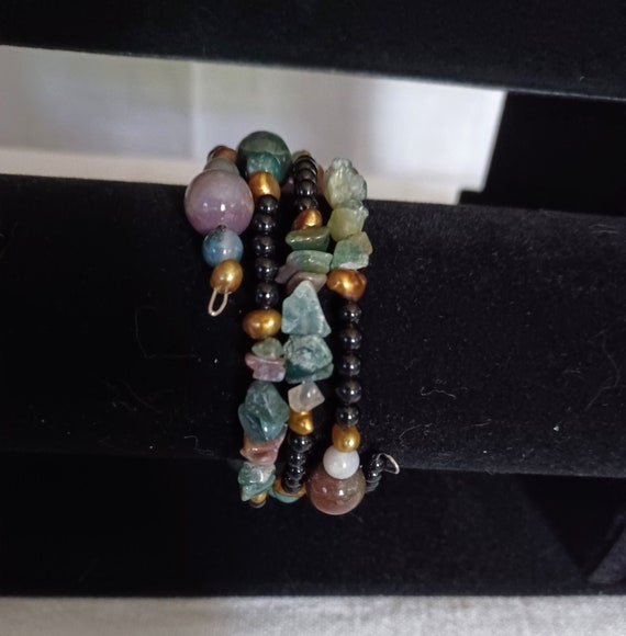 CLEARANCE Multi Colored Stone on Memory Wire Vint… - image 7