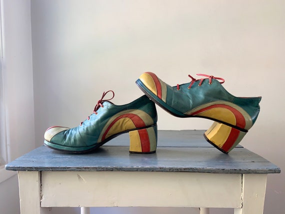 PHENOMENAL PLATFORM SHOES: Authentic Rockstar Glam