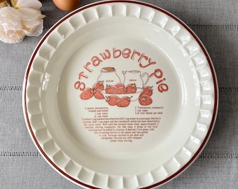 Strawberry Pie Plate for Cooking or Kitchen Wall Decor | Mother's Day Gift | Gift for Mom | Cottagecore | Pie Recipe Plate Vintage