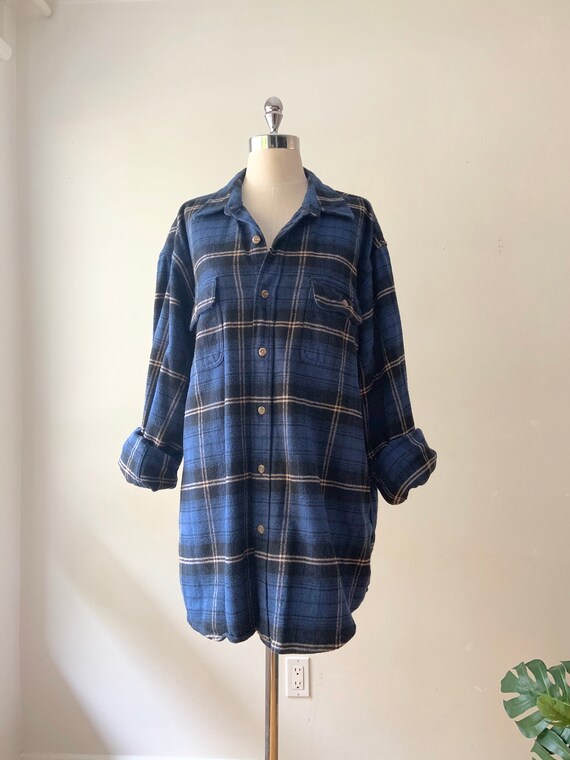 COMFY OVERSIZED FLANNEL: Plaid Shirt | Blue Flanne
