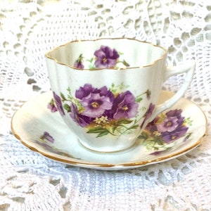 Beautiful Windsor bone china cup and saucer set