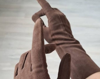 Vintage leather gloves