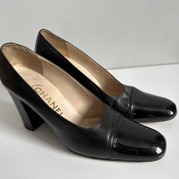 Black Leather vintage classic Chanel shoes