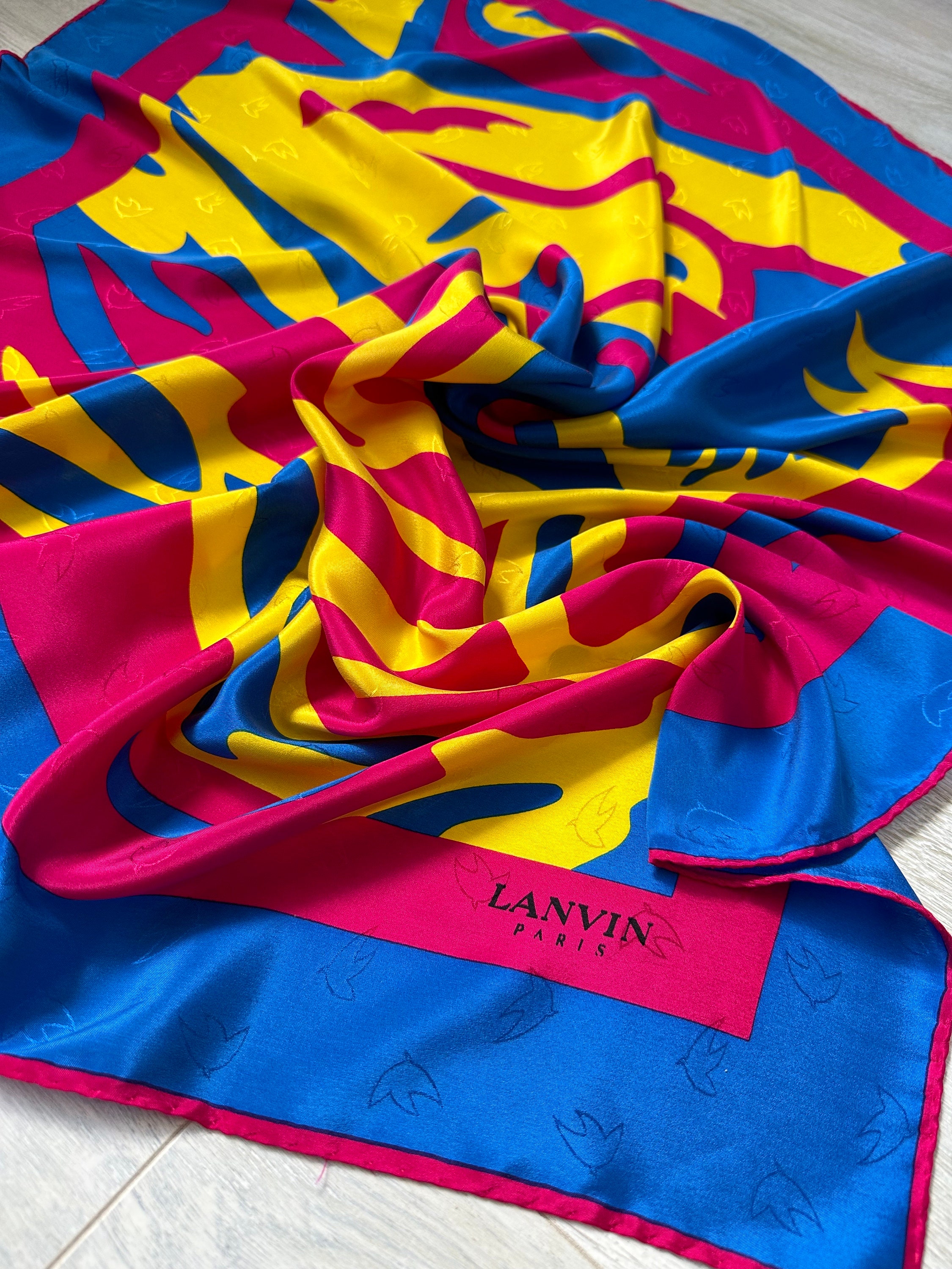 Women's designer and luxury scarves, silks – LANVIN