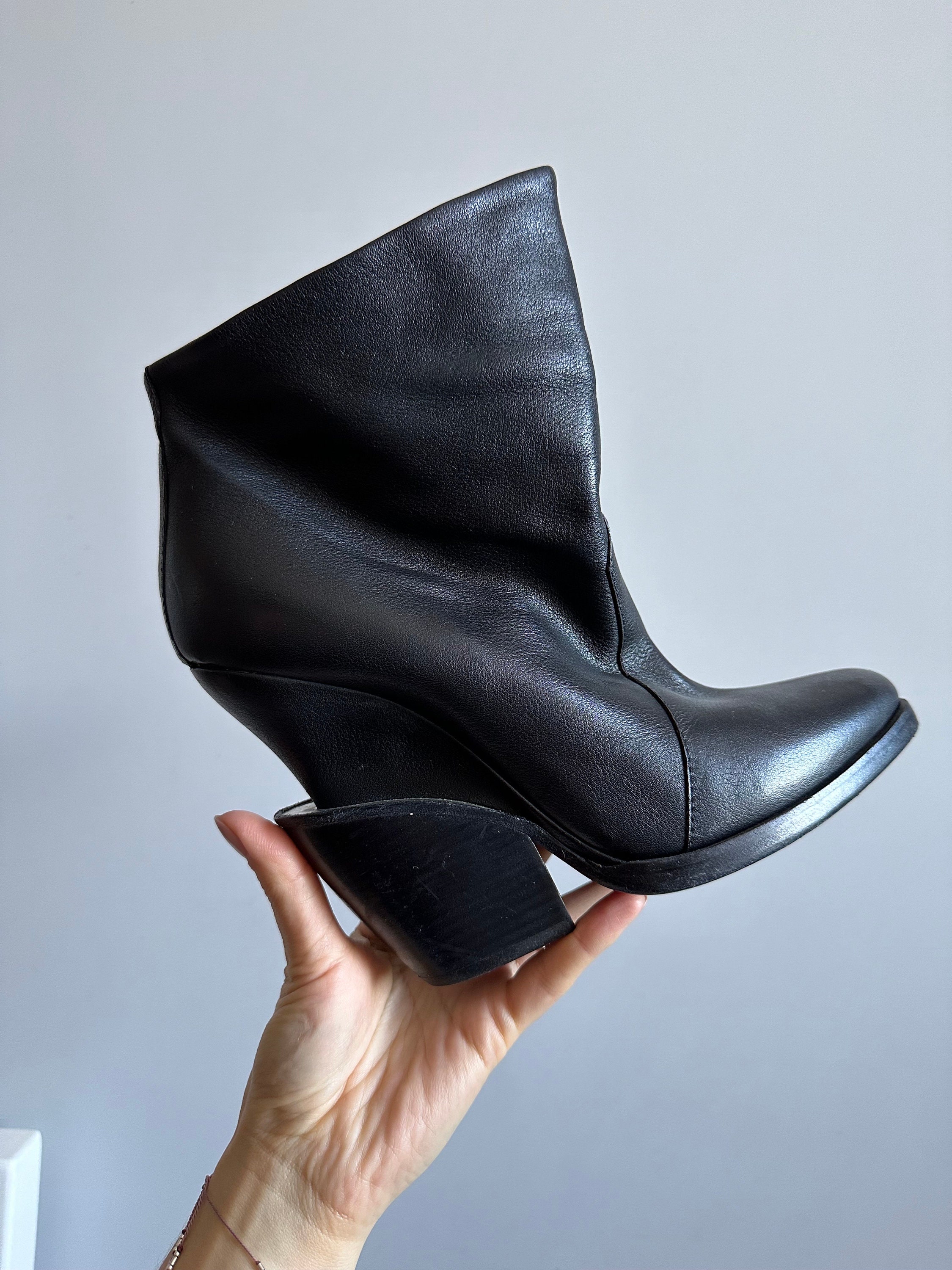 Theyskens theory boots clearance