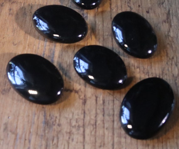 Obsidian Palm Stones, Large Obsidian disks, Protective Obsidian, Obsidian Altar Stones, Obsidian Witch's Stones, Magickal Obsidian