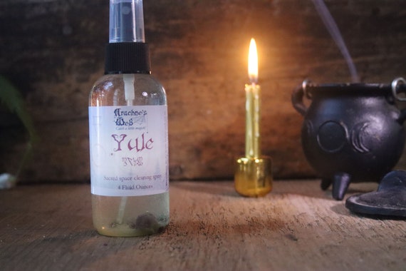 Yule Spray, Room Spray, Holiday Room Spray, Witchy Spray, Witches Clearing Spray