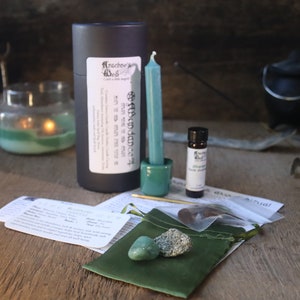 Witch&#39;s Money Spell Kit: Abundance Ritual with Green Candle