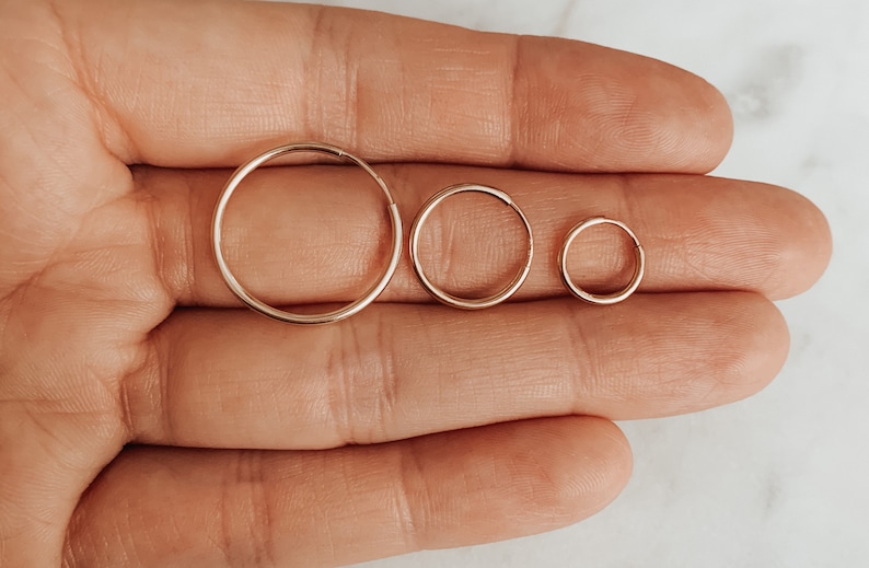 Ändlösa ringar | Huggies | 14k guldfylld | 10 mm | 14 mm | 20 mm | Små ringar | Sleepers | För känsliga öron | Nickel- och blyfri bild 4