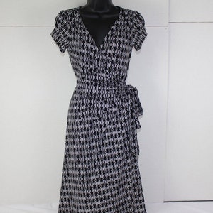 BISOU BISOU Womens Black & White Print Wrap Dress Stretch Workwear Size 6