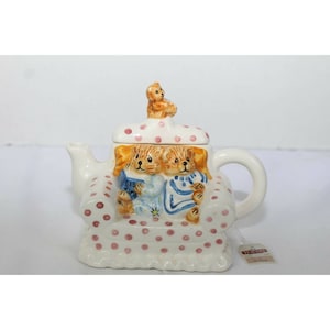 Teddy Teapot collection