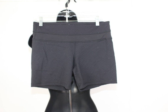 Lululemon Black Booty Shorts Womens Size 8 -  Canada