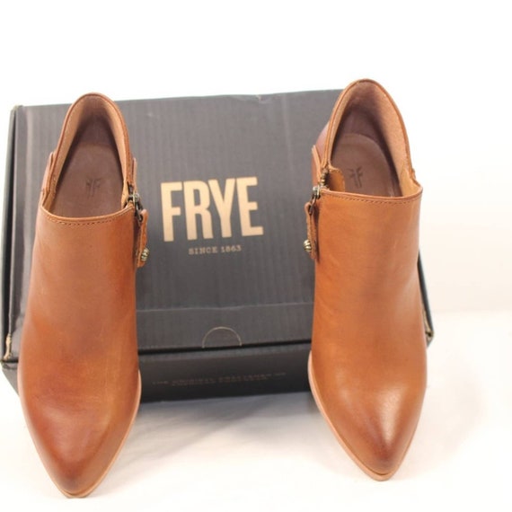 Frye shop isabella shootie