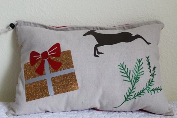 lets mistletoe pillow