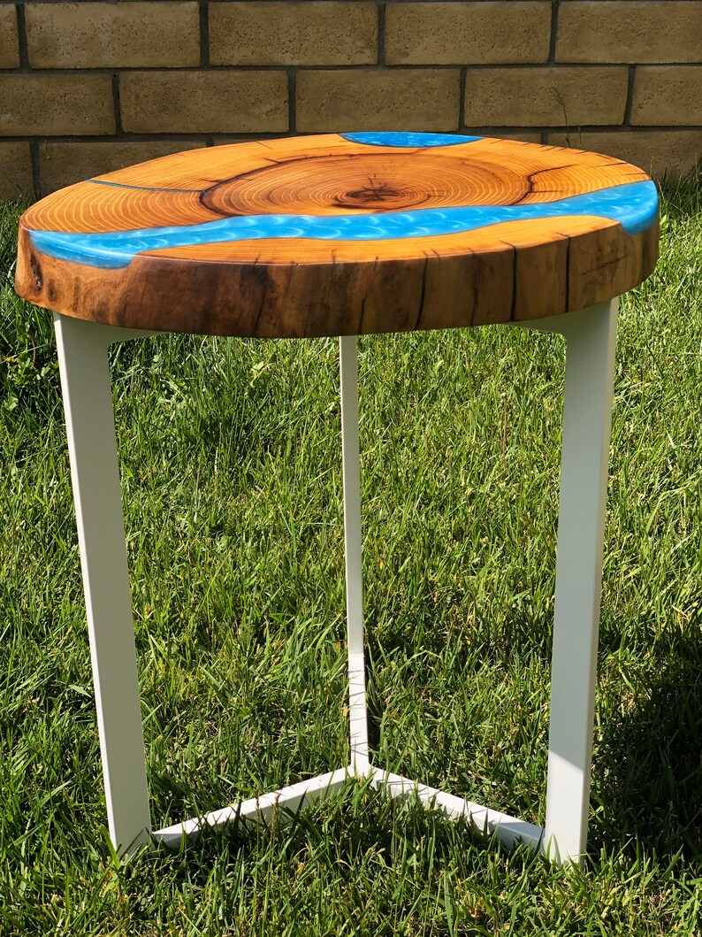 Caribbean Blue Round Modern Live Edge Epoxy Resin End Table Etsy