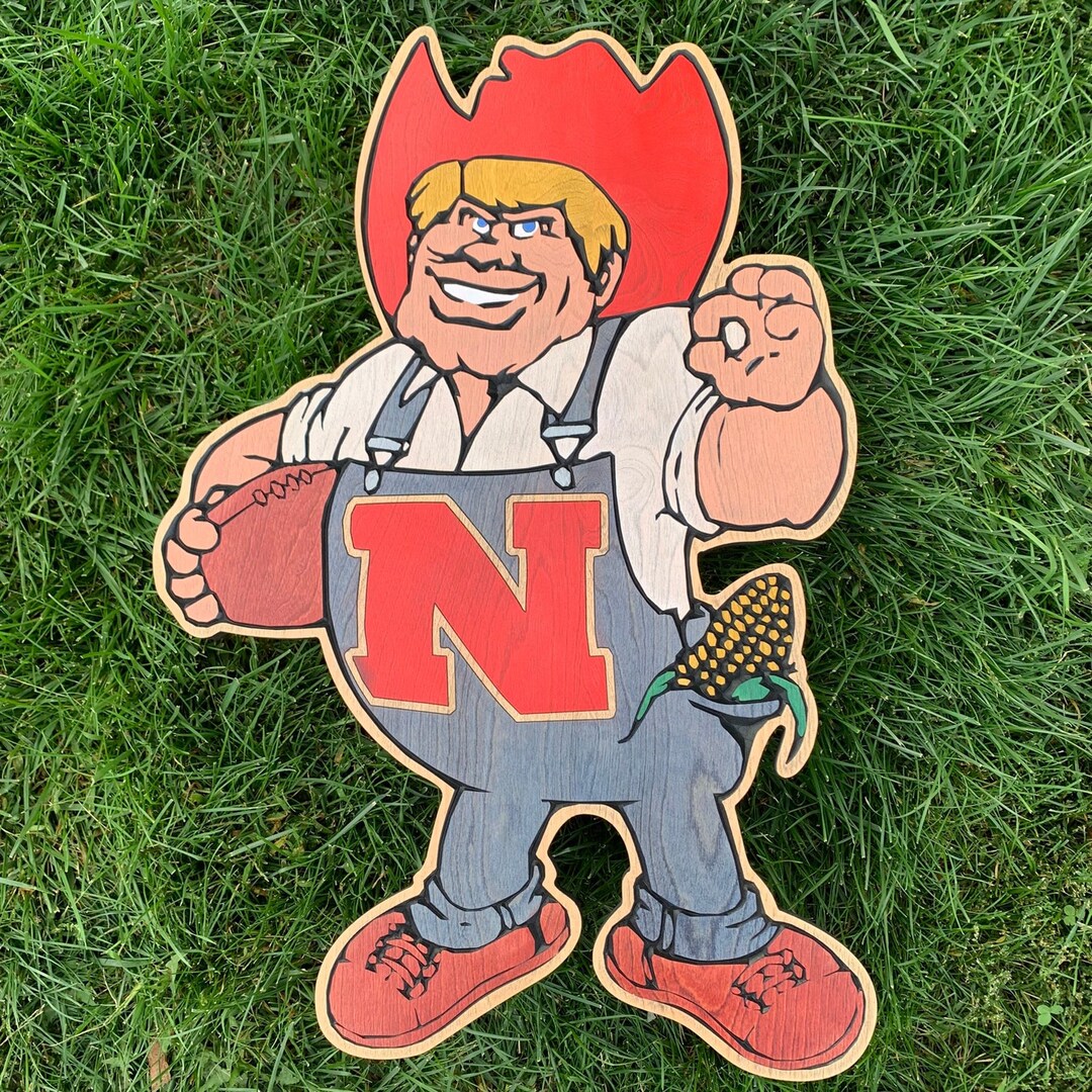 Nebraska Cornhuskers Throwback NCAA 17" X 11" Wood Indoor Sign