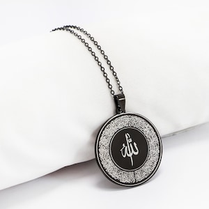 Schick Laser gravierte islamische Anhänger, Ayat al-kursi & al- Fatiha Surahs Halskette, schwarze Edelstahlkette, muslimisches Geschenk