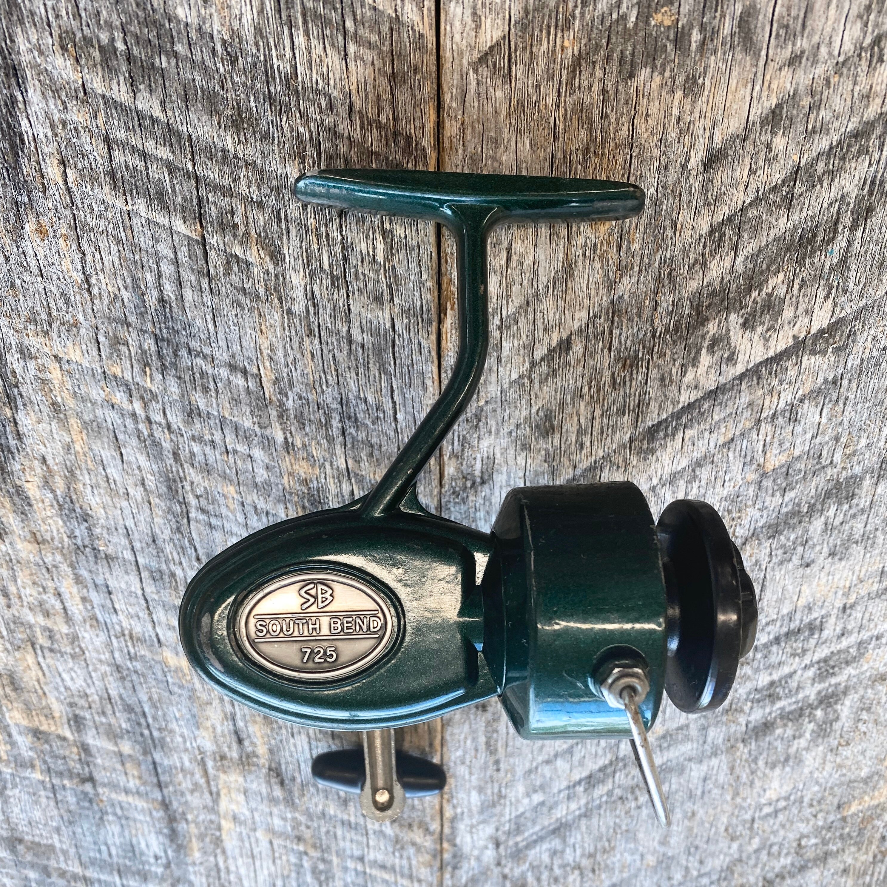 Vintage South Bend Ultralight Spinning Reel In Good Shape!