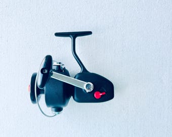 Vintage South Bend 840 Spinning Reel