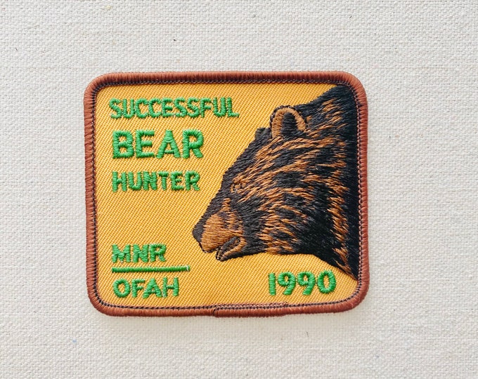 Vitage "Successful Bear Hunter" Patch Ontario Federation of Anglers and Hunters - 1990