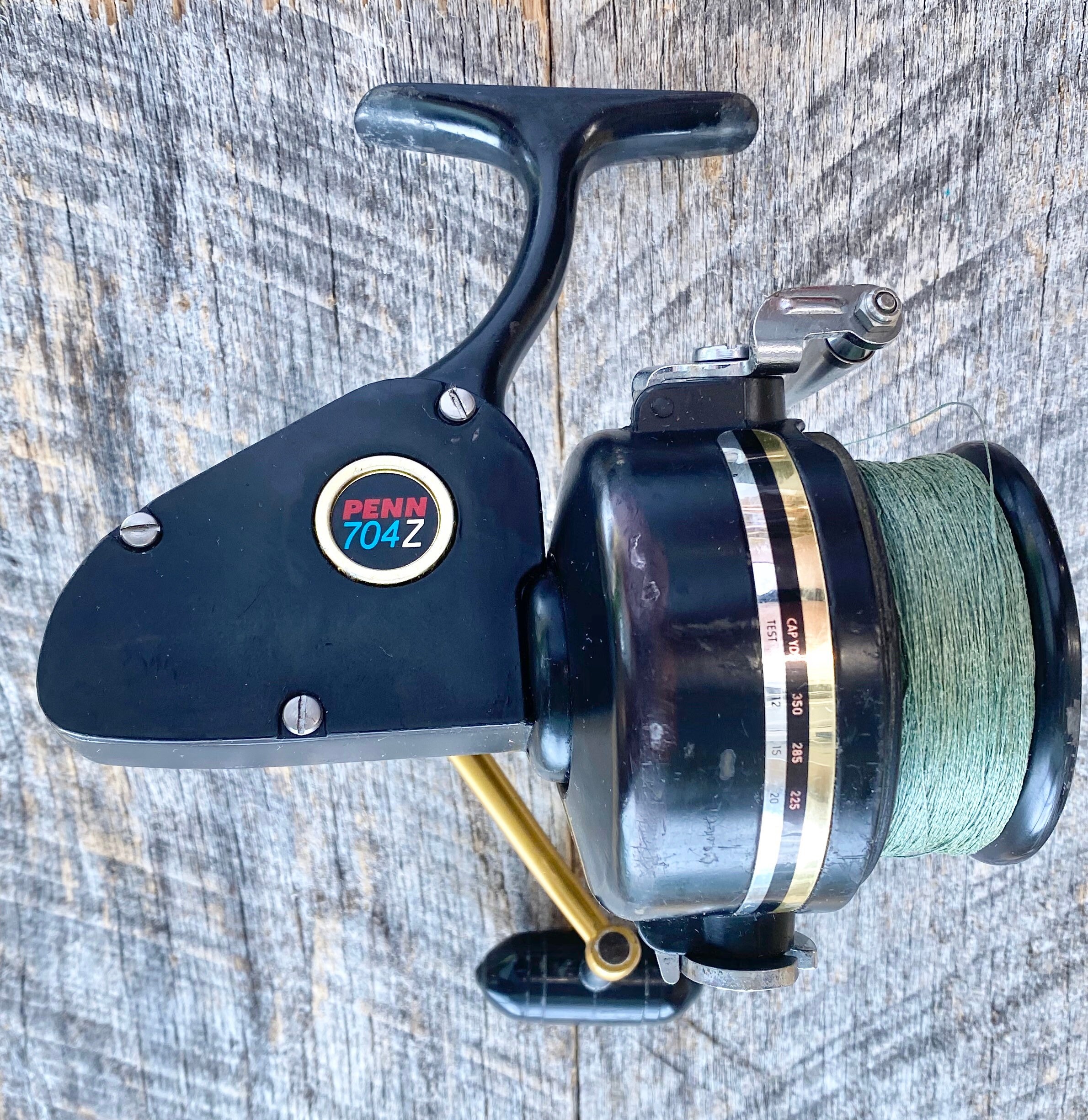 Vintage USA Penn 704Z Spinning Reel