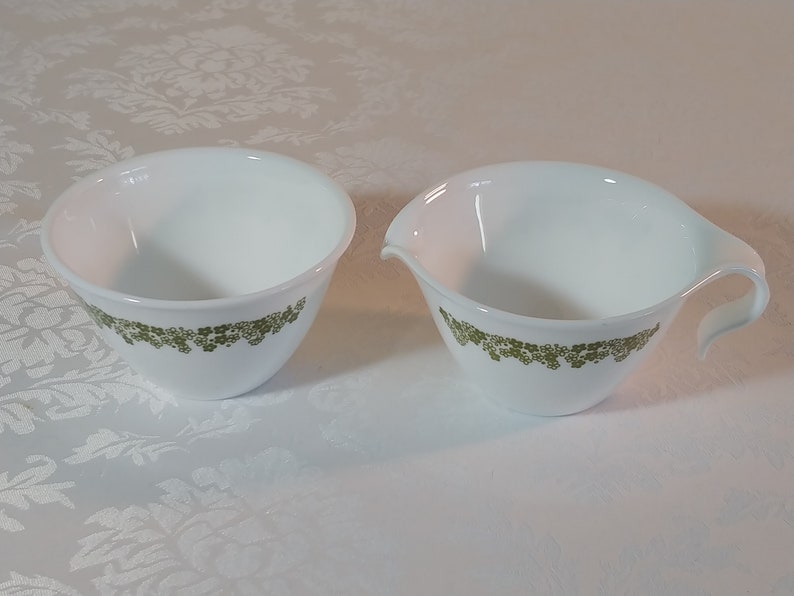 Corelle Creamer & Sugar Bowl Spring Blossom / Crazy Daisy Vintage 1970