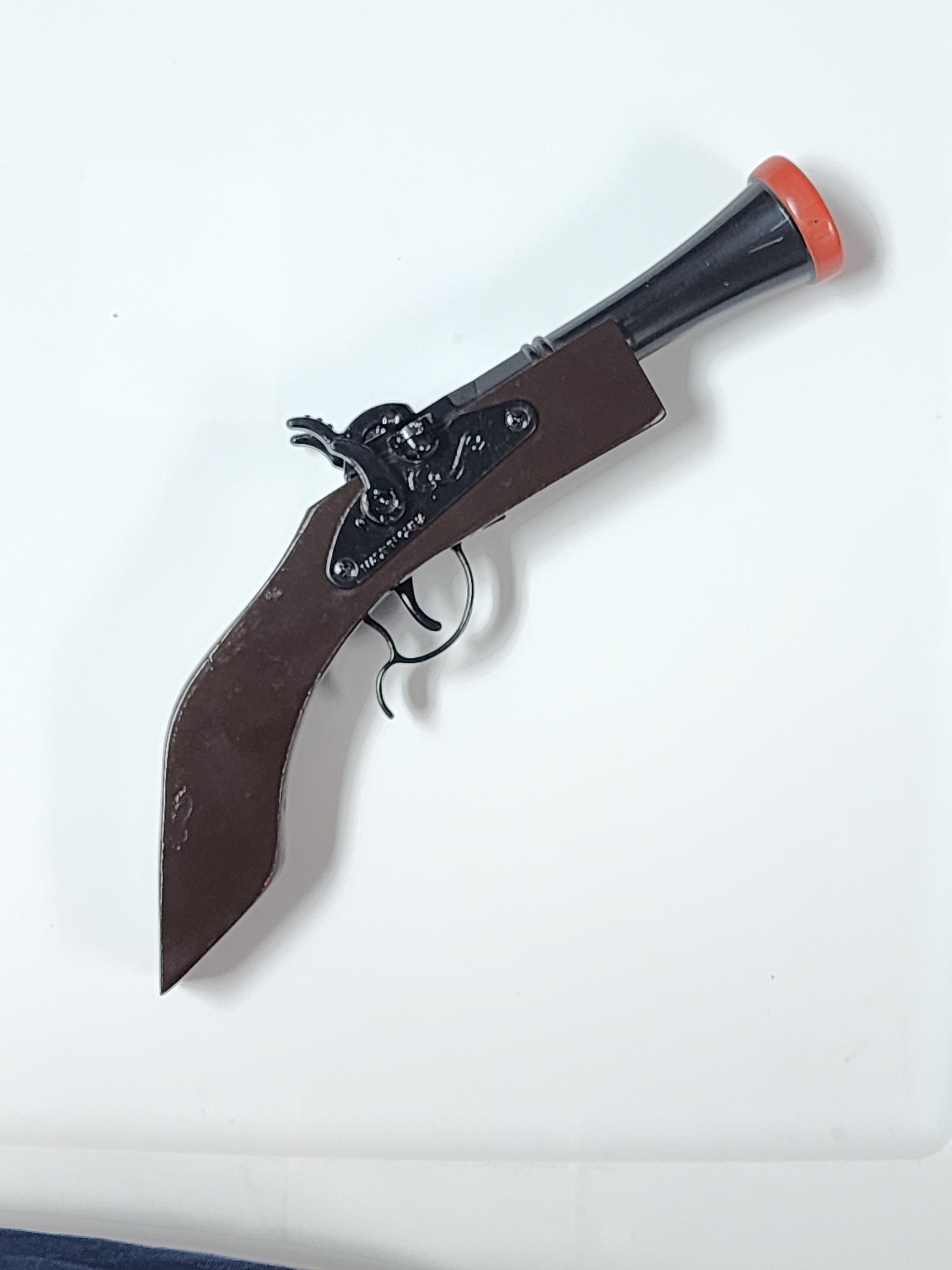 Blunderbuss with Spring Bayonet (Black Powder) - Pirate Fashions