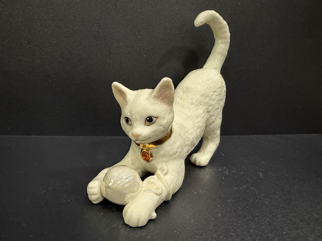 Lenox, November Birthday Kitty, November Birthstone Cat Playing