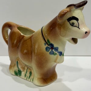 McMaster Pottery Milk Cow Creamer, Made in Canada