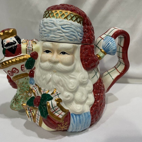 Avon St. Nicholas Teapot, Santa Clause Teapot, Jolly Old St Nick Teapot, Avon China Teapot