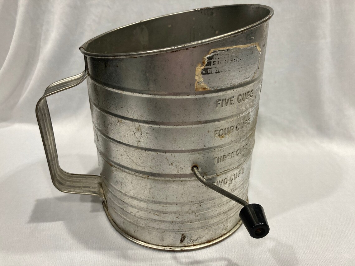 Bromwell 5 Cup Flour Shifter Kitchen Utensils Shifter Ball Etsy