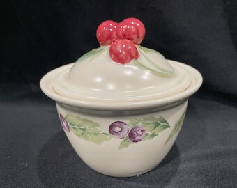 Pfaltzgraff Jamberry Sugar Bowl with Cherry Knob with Grapes and Leaves, Sugar Bowl with Fruit