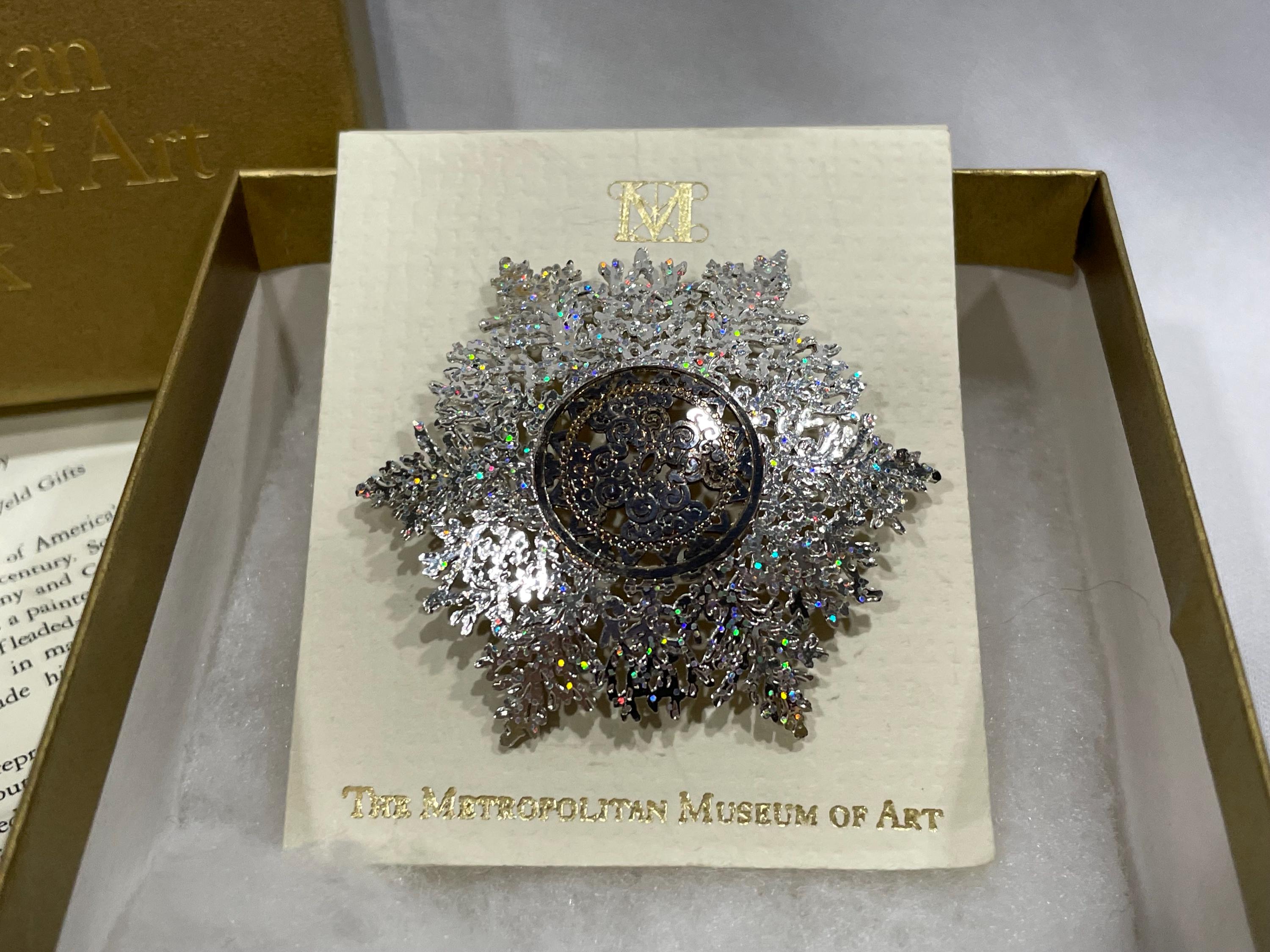 Metropolitan Museum of Art, Tiffany Snowflake Pin , MMA