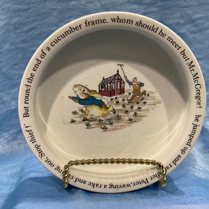 Wedgwood of Etrutia & Barlaston, Peter Rabbit and Mr. McGreggor &quot;Stop Thief&quot; Porringer Bowl, Made in England