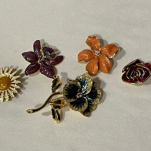 Joan Rivers Enamel Pansy Gold Tone Floral Brooch, Interchangeable Flower Brooch,