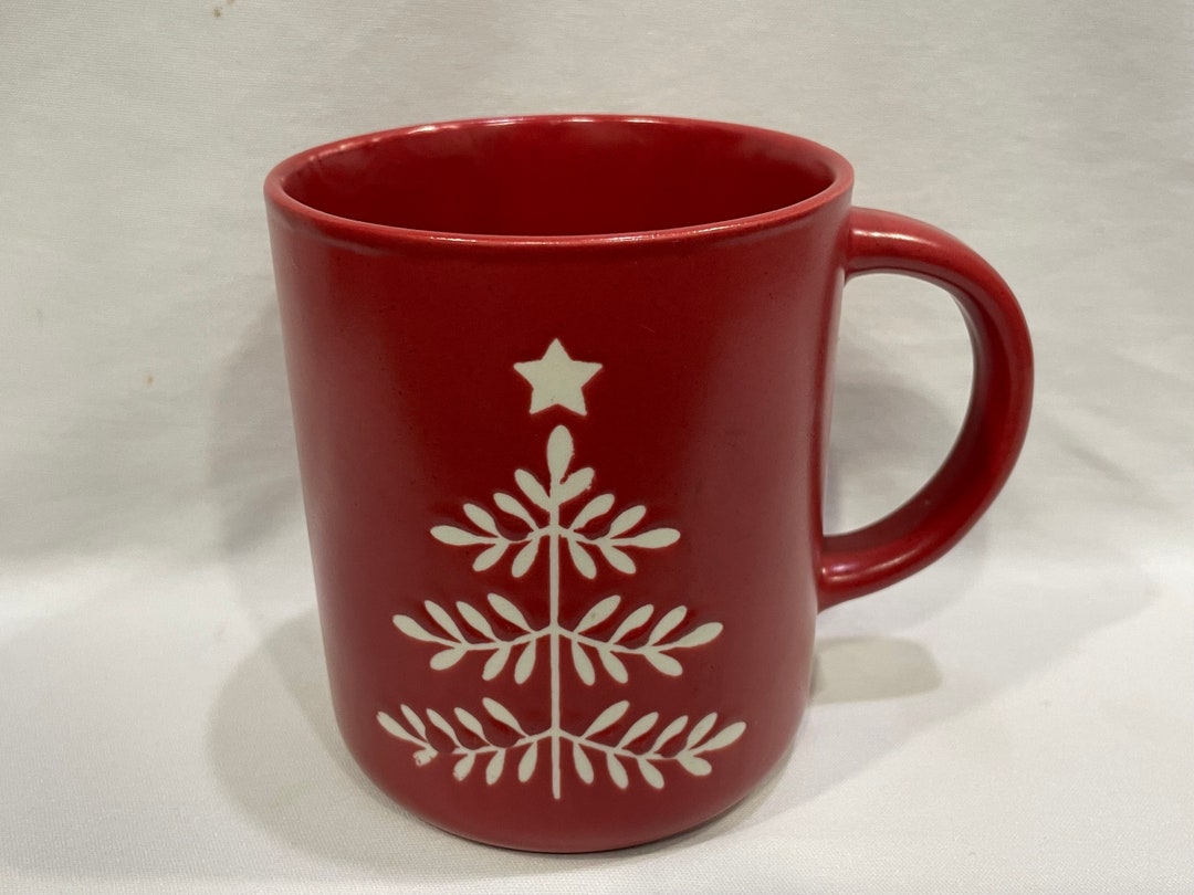 Designpac Gifts, Red Mug With White Christmas Tree, Red Christmas Mug