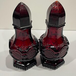 Avon, 1876 Cape Cod Collection, Ruby Red Salt and Pepper Shakers
