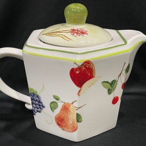 LifeStyle Home Teapot, Fruit Deocrated Teapot