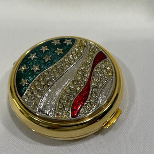 Estee Lauder &quot;American The Beautiful&quot; Flag Rhinestone Powder Compact