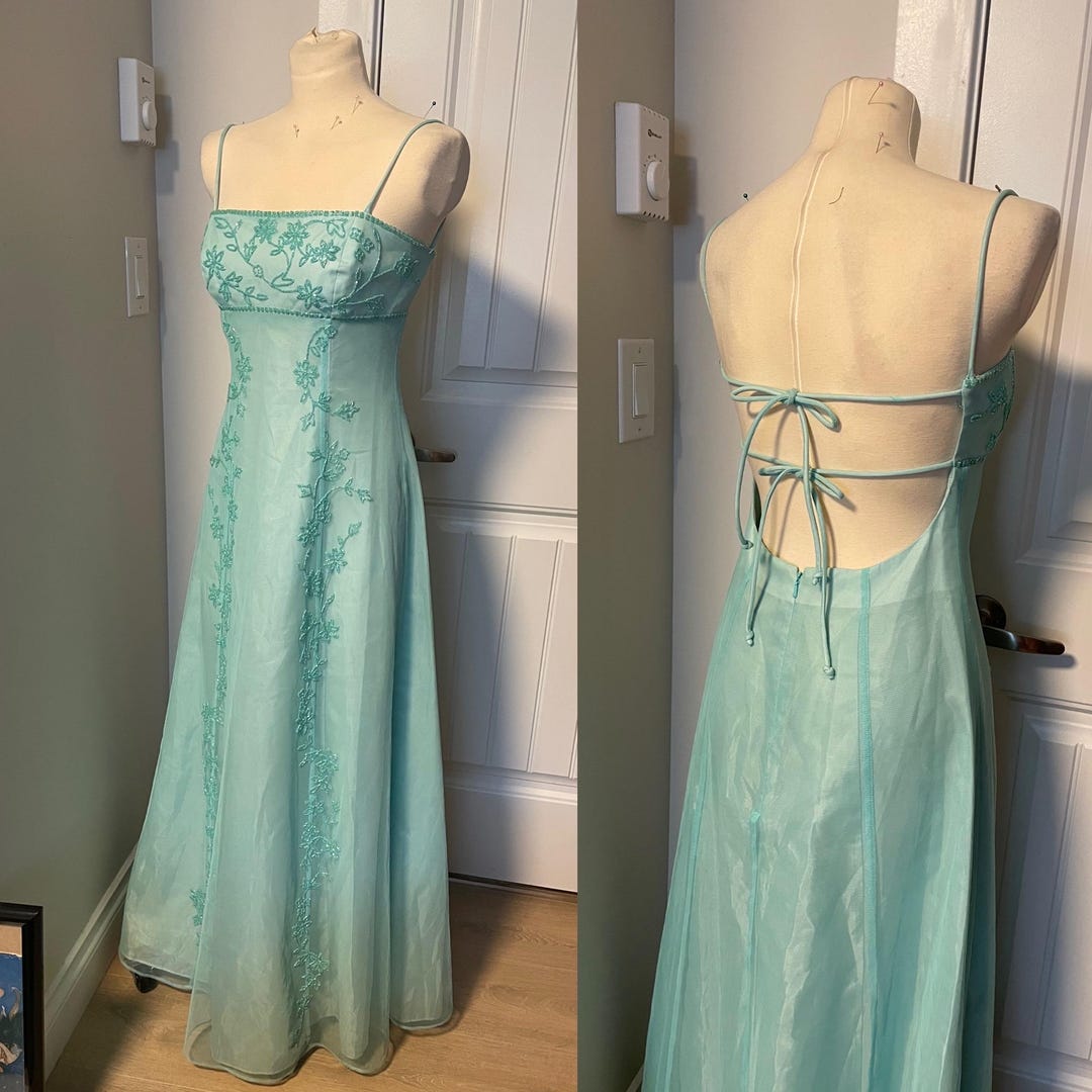 chartreuse color dress Mac Duggal 68486 Prom Long Halter Formal Gown Sexy Black Strapless Cocktail Size:8-9 Y first birthday