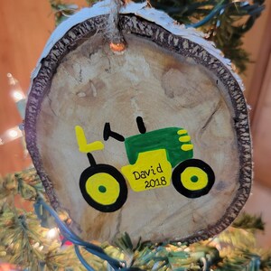 トラクターのクリスマスオーナメント